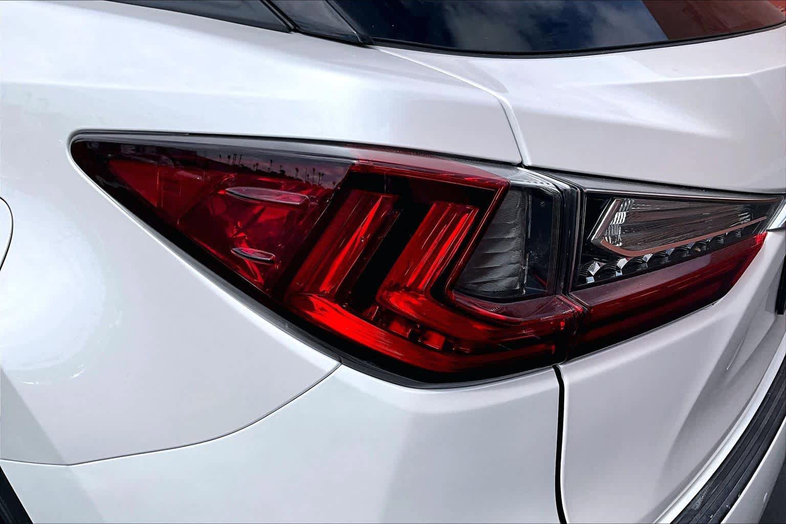 Used 2018 Lexus RX 350 FWD w/ Premium Package image 28
