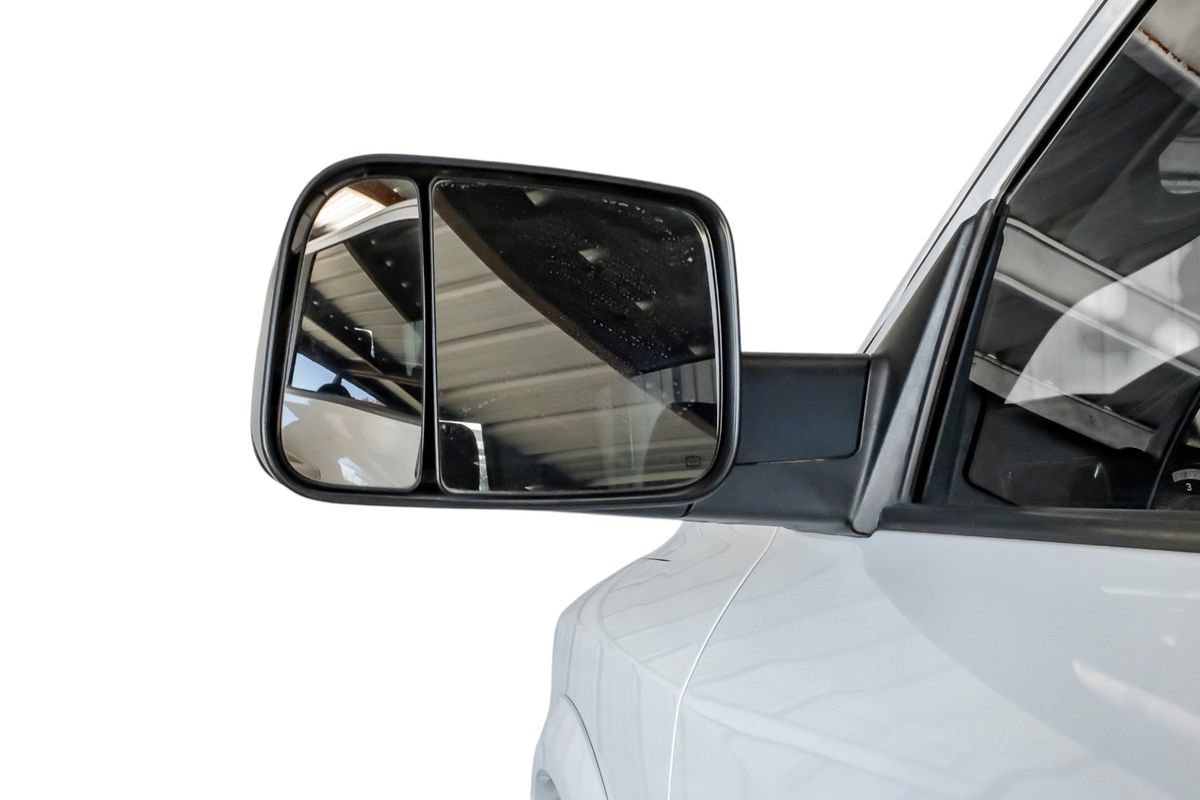 Used 2018 RAM 2500 Laramie w/ Sport Appearance Group AWD/4WD image 39