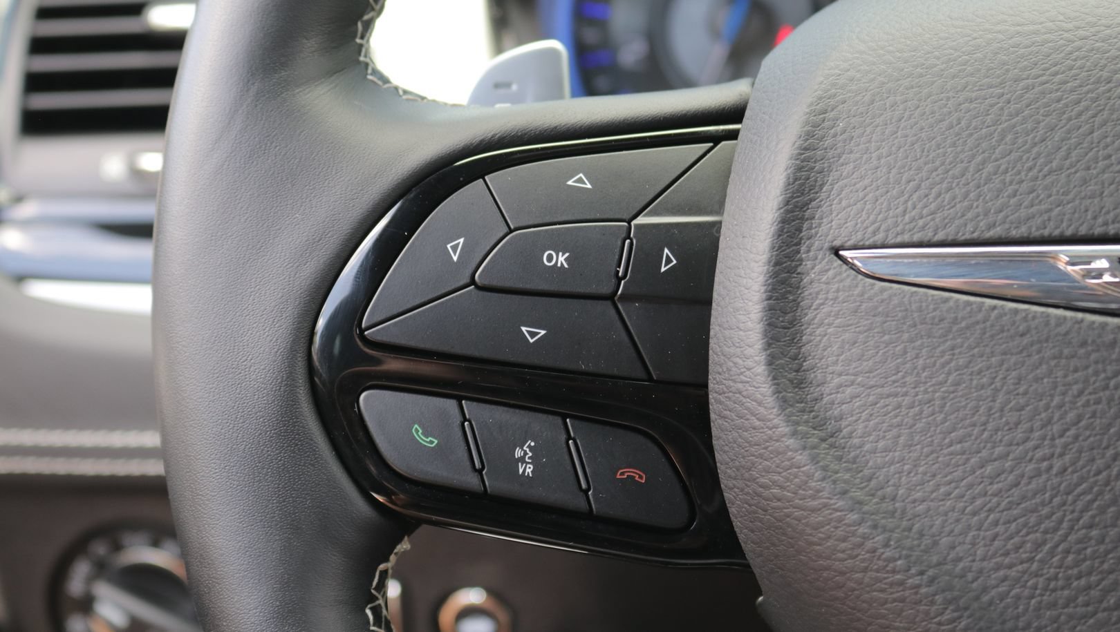 Used 2023 Chrysler 300 C RWD image 18