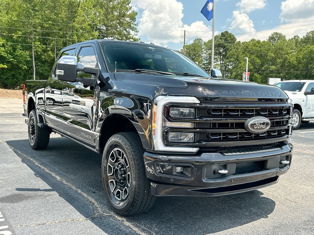 Used 2024 Ford F250 Platinum AWD/4WD image 2