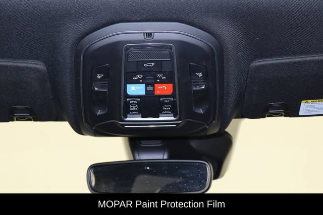 Used 2023 Jeep Grand Cherokee Altitude AWD/4WD image 24