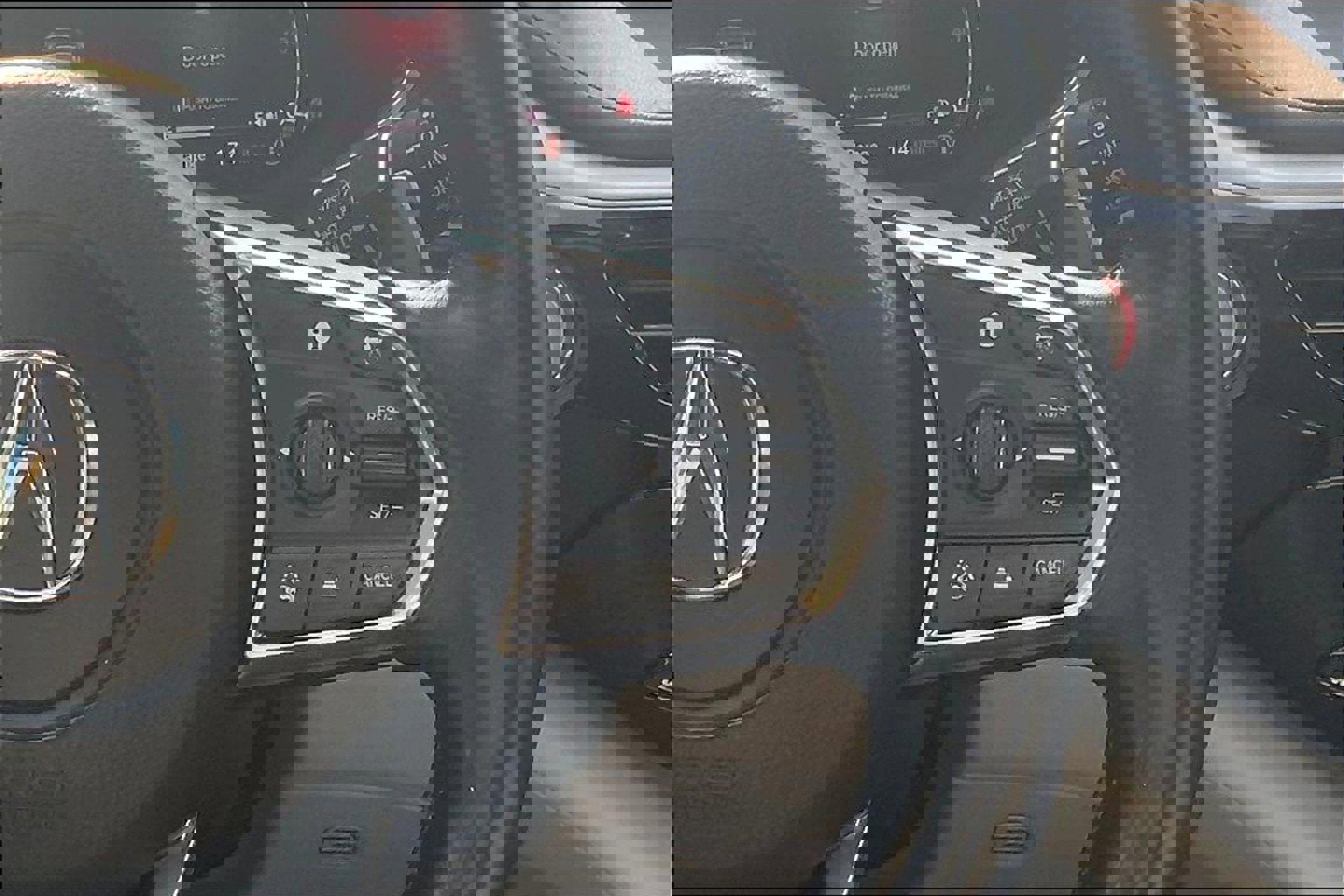 Used 2023 Acura MDX SH-AWD w/ Technology Package image 21