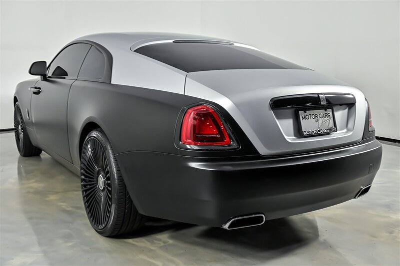 Used 2015 Rolls-Royce Wraith RWD image 7