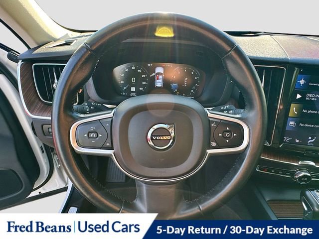 Used 2021 Volvo XC60 T5 Momentum image 12