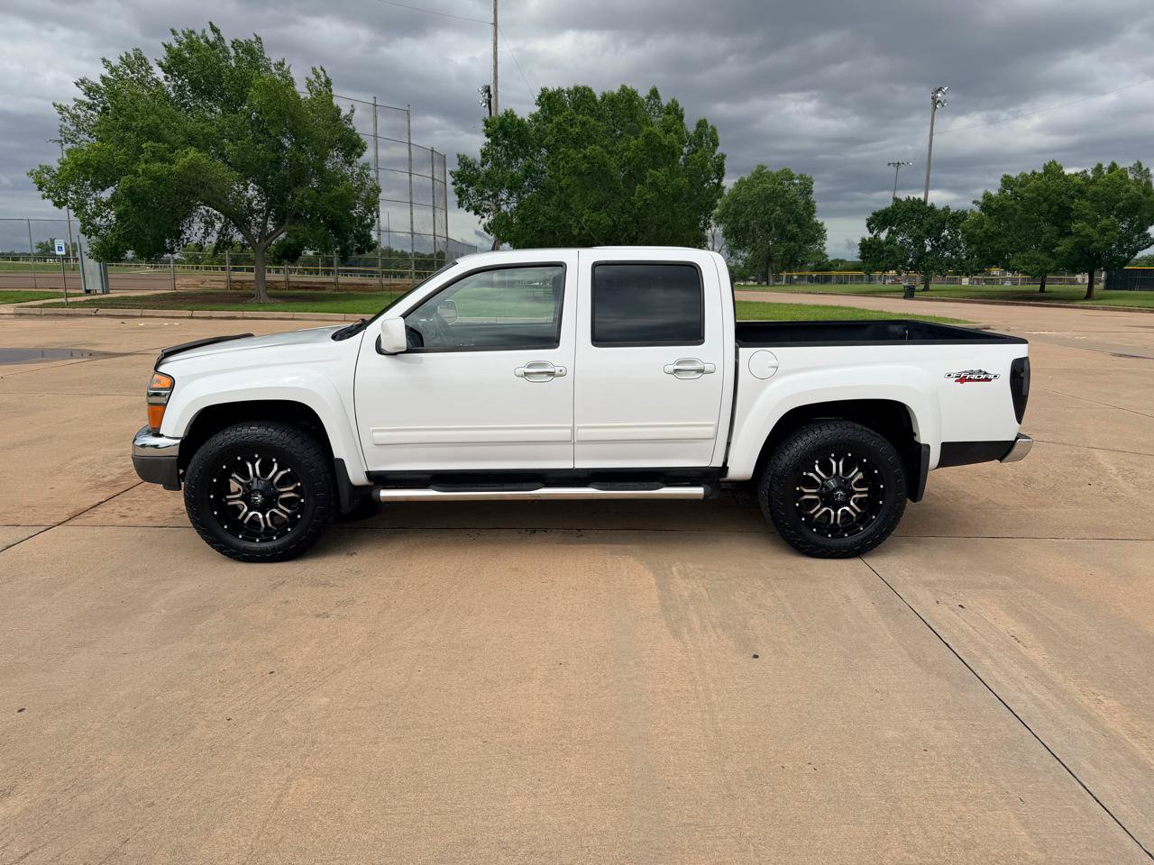 Used 2012 GMC Canyon SLE AWD/4WD image 24