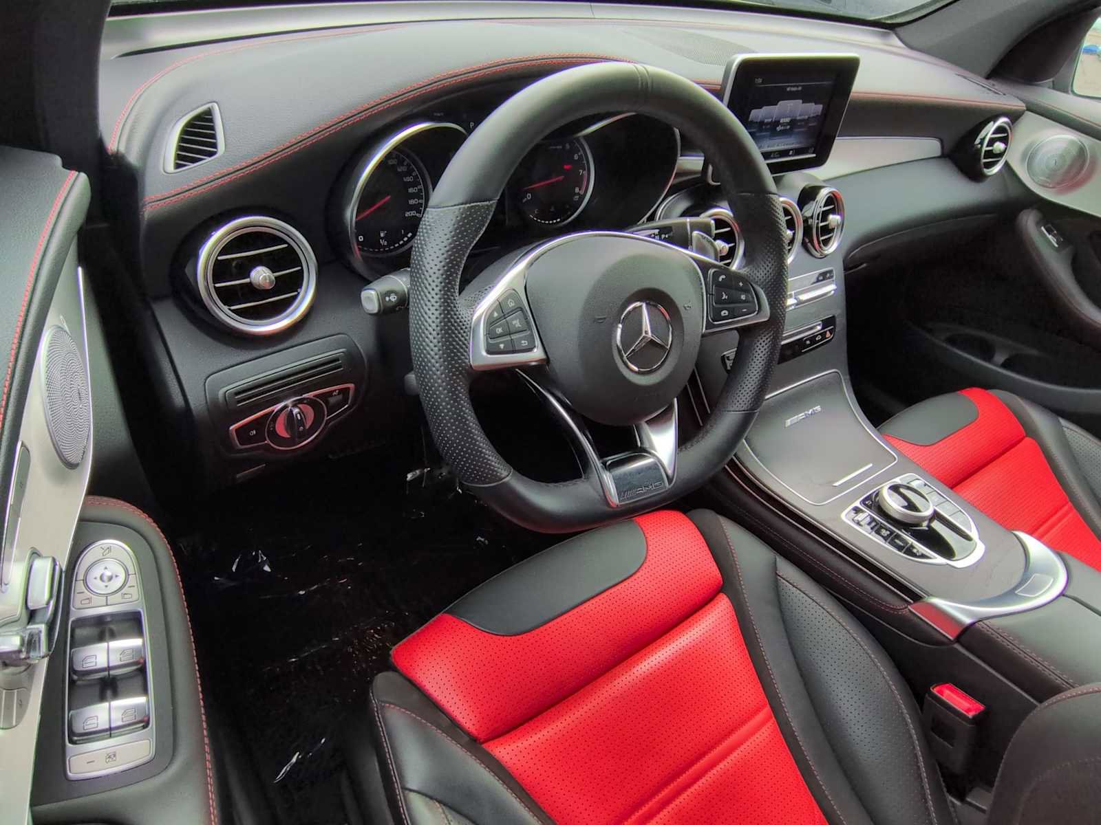 Used 2019 Mercedes-Benz GLC 63 AMG 4MATIC image 10
