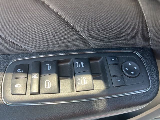 Used 2022 Dodge Charger SXT w/ Cold Weather Package image 13