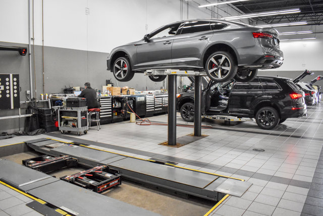 Used 2024 Subaru Ascent Premium w/ Convenience Package image 49