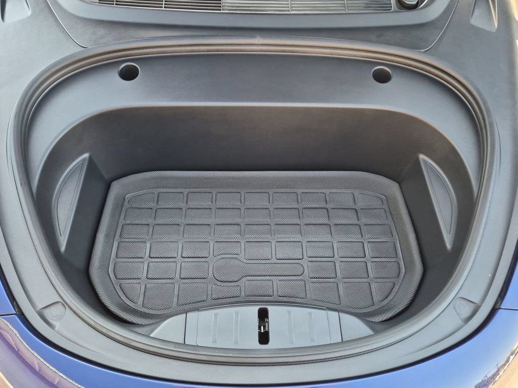 Used 2023 Tesla Model 3 Standard Range RWD image 33