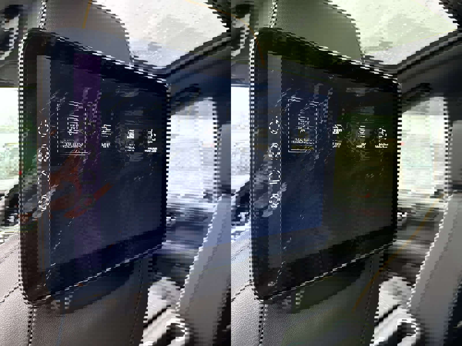 New 2026 GMC Yukon Elevation w/ Elevation Premium Package image 24