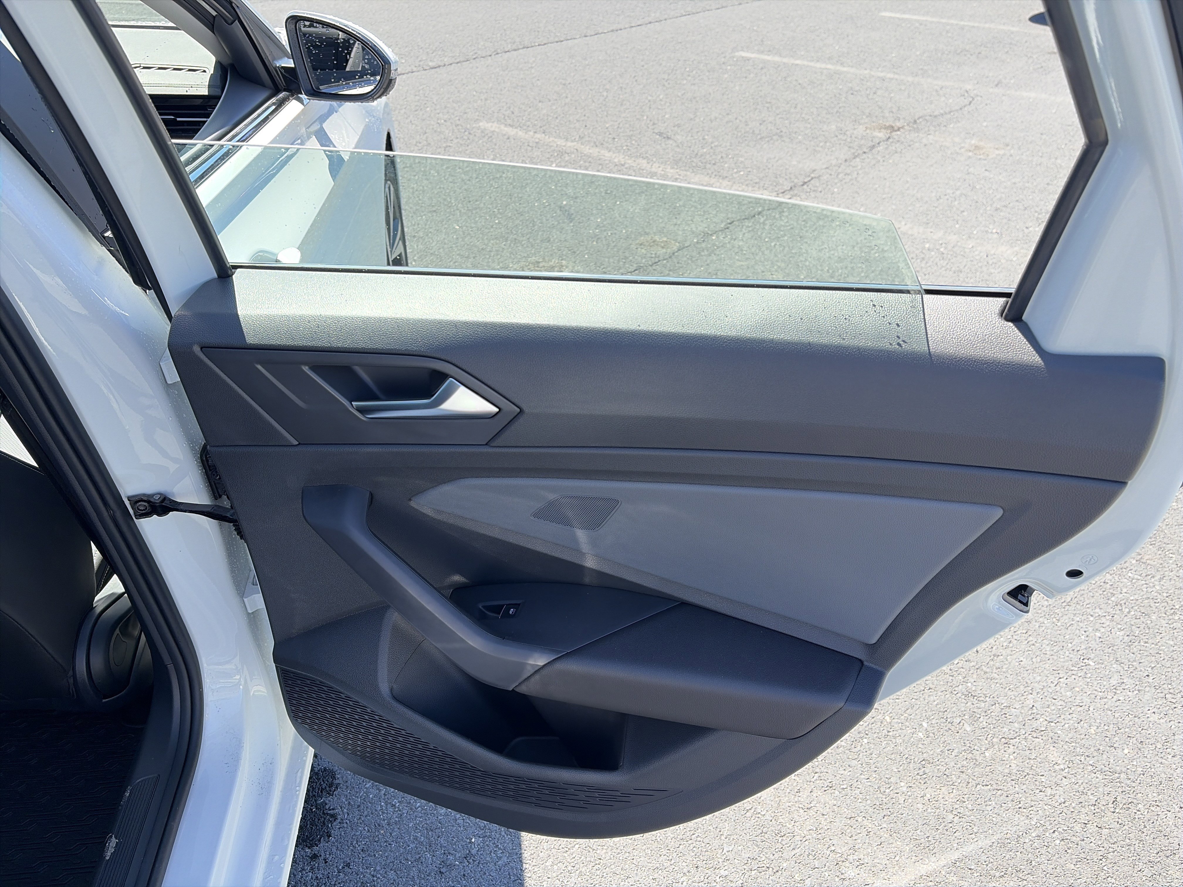 Used 2025 Volkswagen Jetta SEL image 26