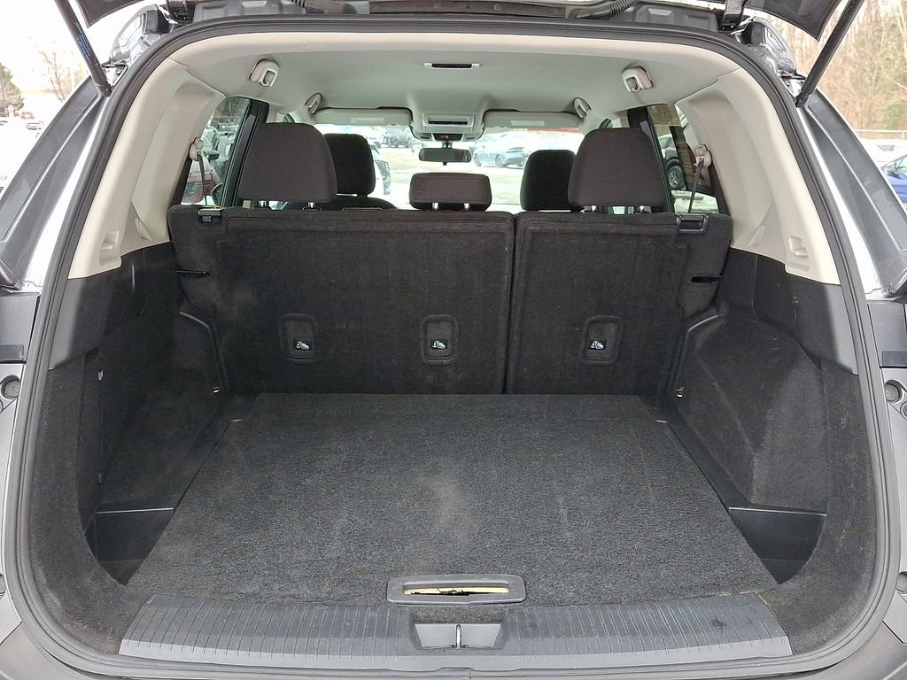 Used 2023 Nissan Rogue S image 28