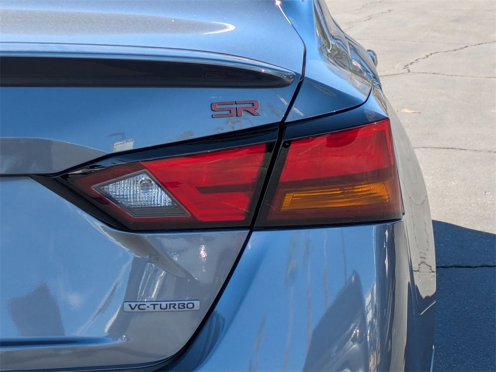 Used 2024 Nissan Altima 2.0 SR image 11