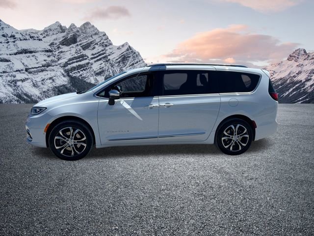 New 2026 Chrysler Pacifica Pinnacle image 2