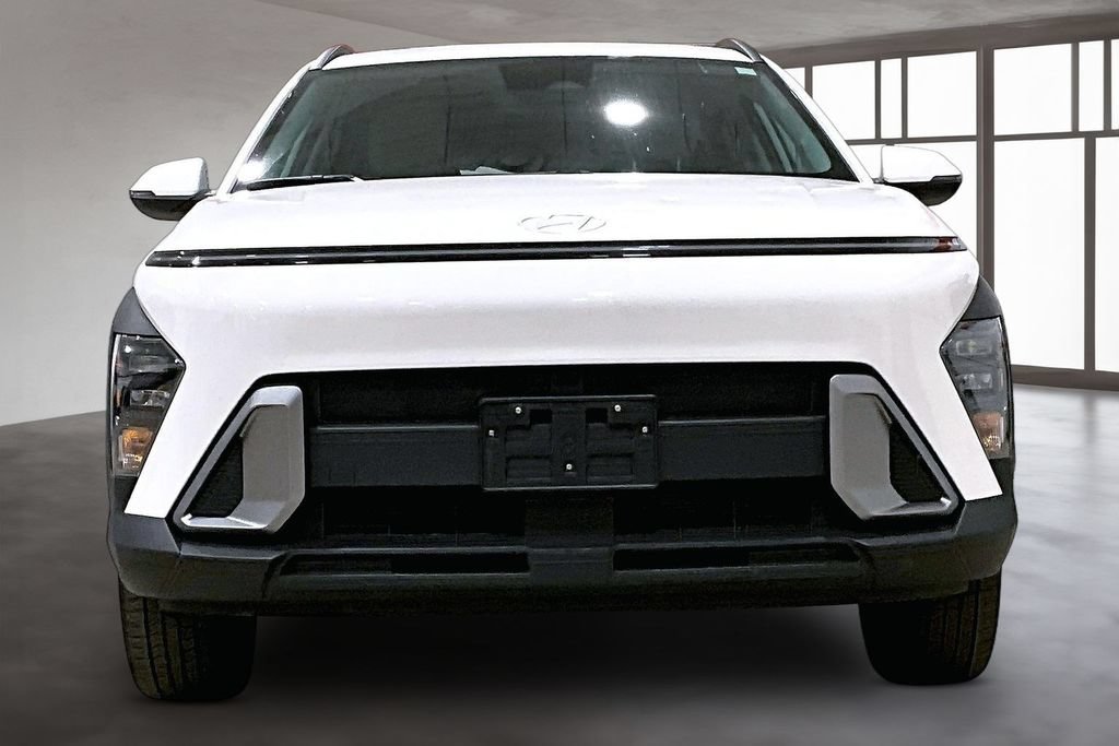 Used 2025 Hyundai Kona SEL AWD/4WD image 3