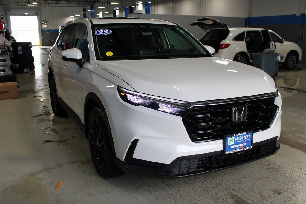Used 2023 Honda CR-V EX image 4