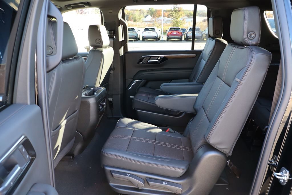 New 2026 Chevrolet Suburban High Country image 46