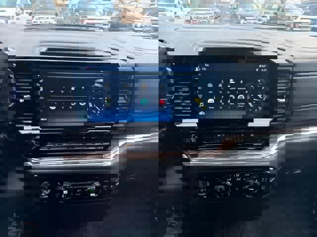 Certified 2024 Chevrolet Silverado 1500 RST w/ Protection Package AWD/4WD image 19