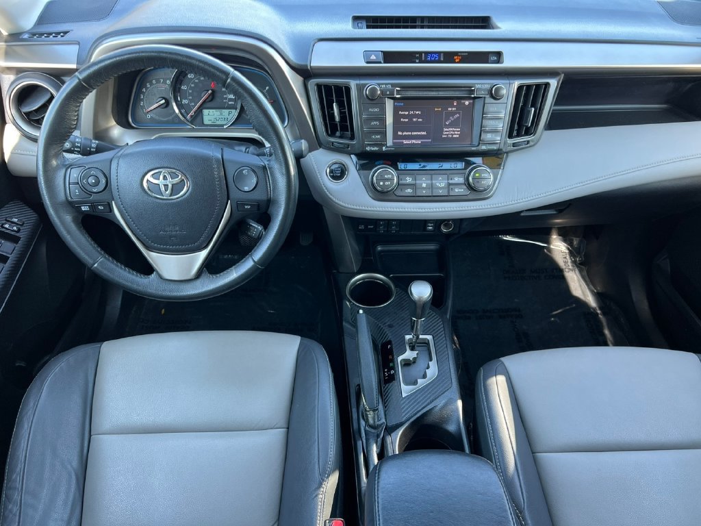 Used 2015 Toyota RAV4 Limited w/ Technology Package AWD/4WD image 5