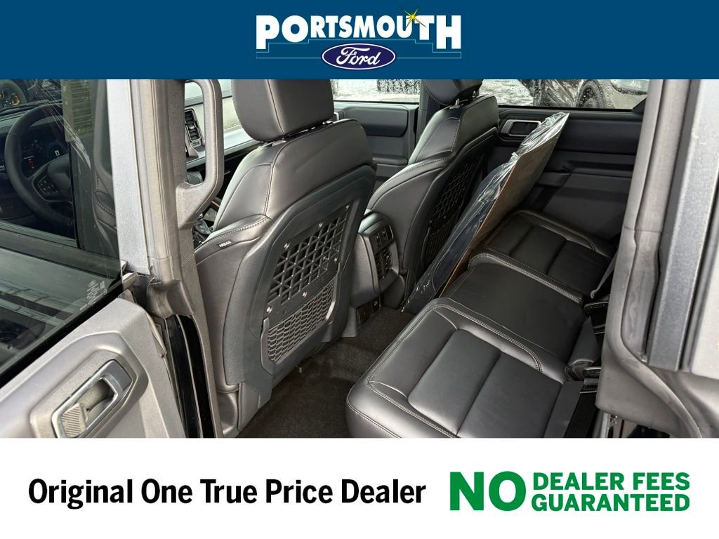 New 2025 Ford Bronco Badlands image 5