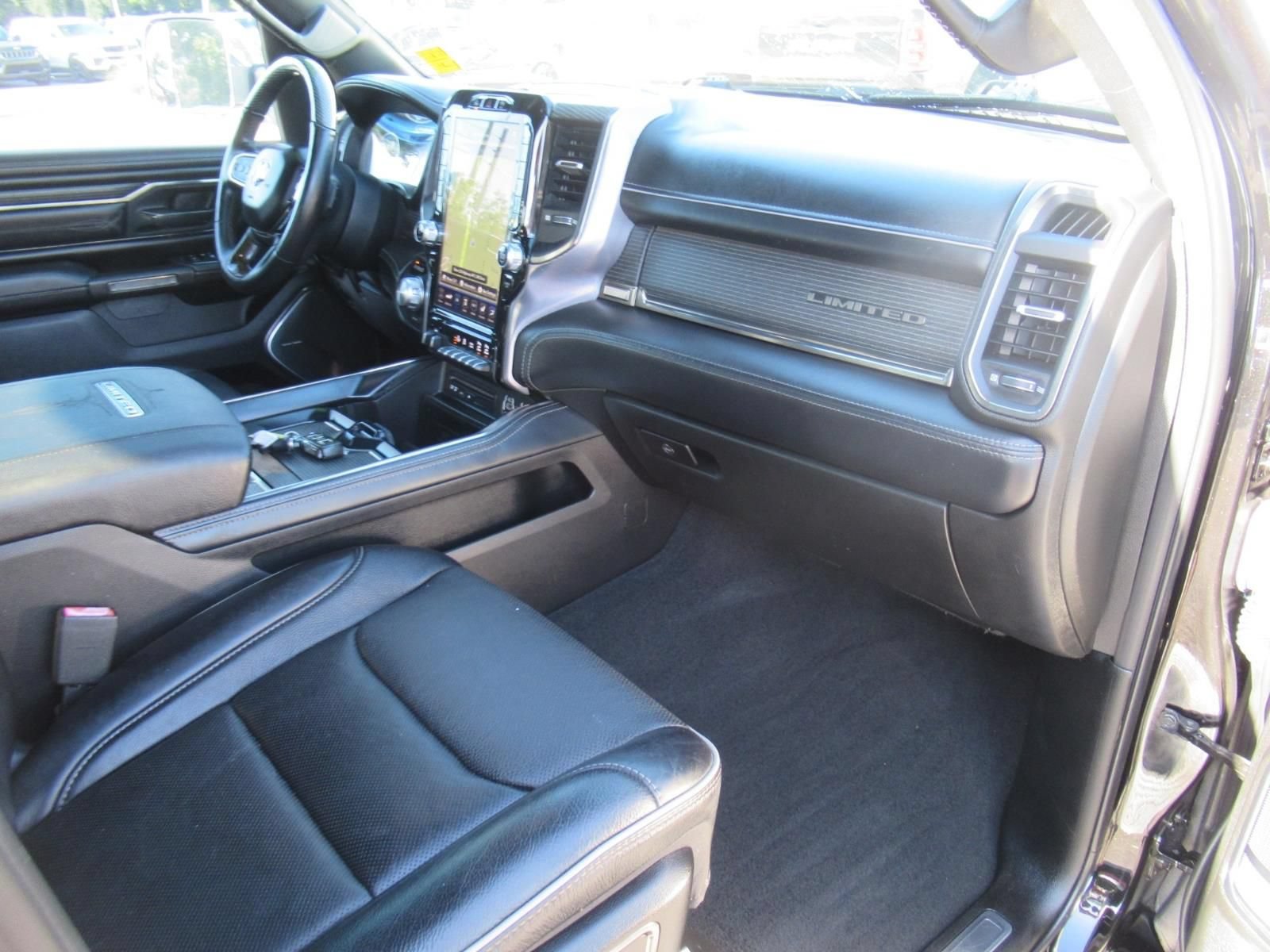 Used 2019 RAM 1500 Limited RWD image 10