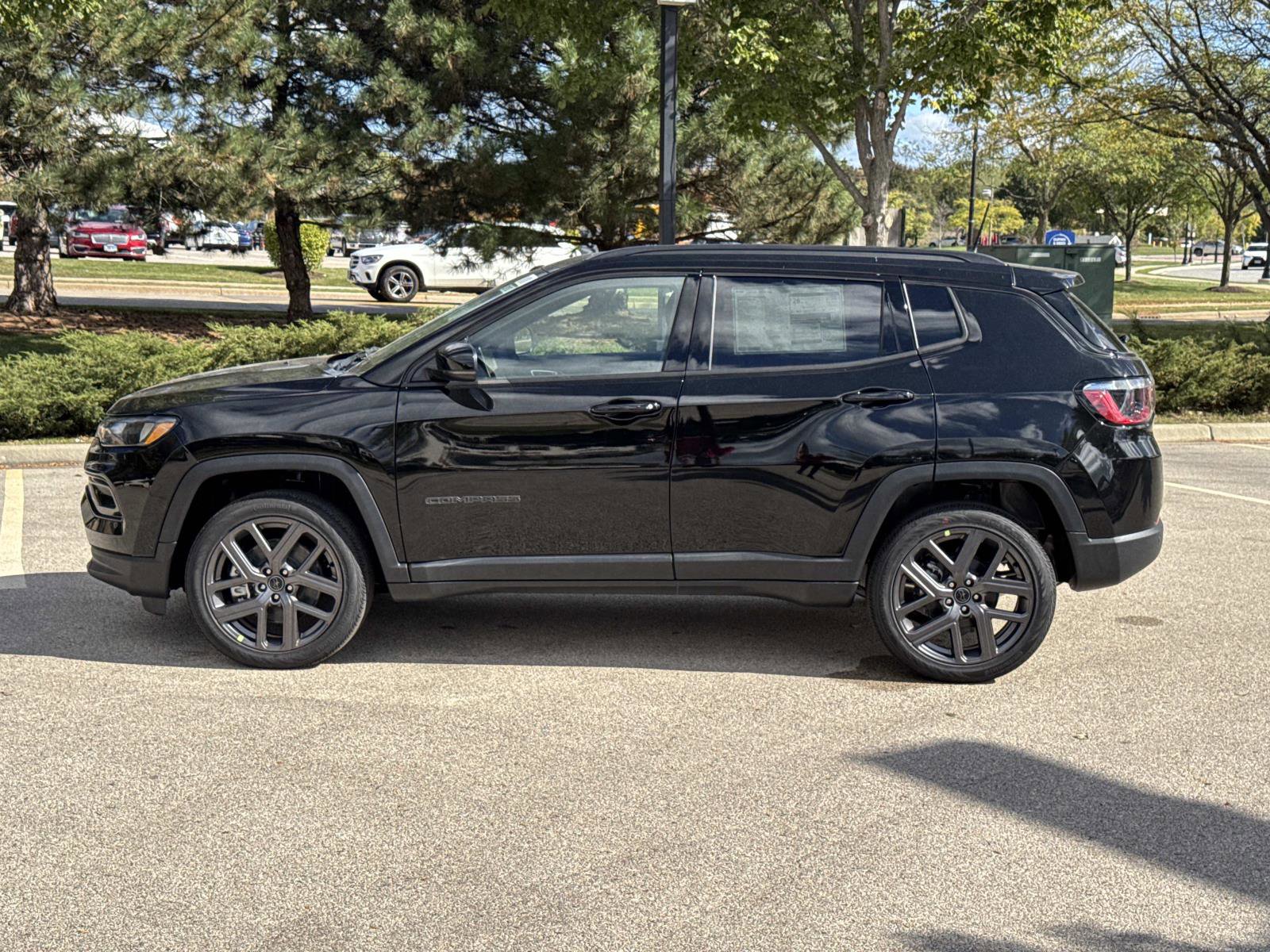 New 2026 Jeep Compass Limited image 8