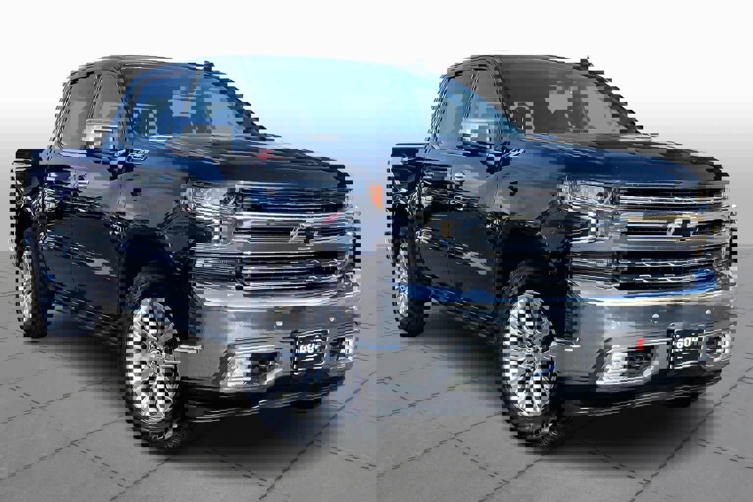 Used 2021 Chevrolet Silverado 1500 LTZ image 2