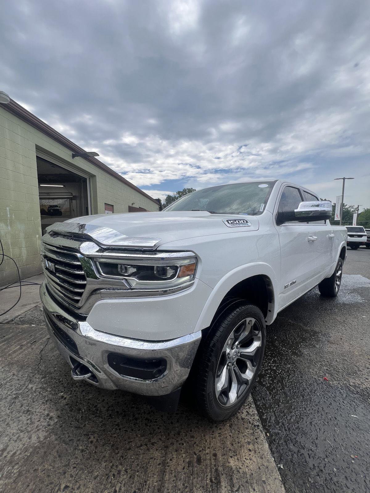 Used 2024 RAM 1500 Limited AWD/4WD image 7