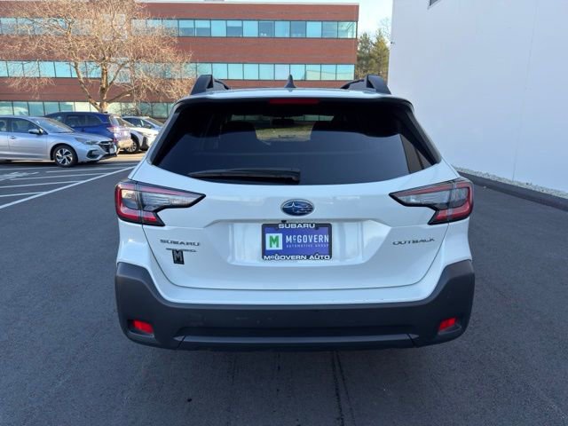 Used 2025 Subaru Outback Premium image 7
