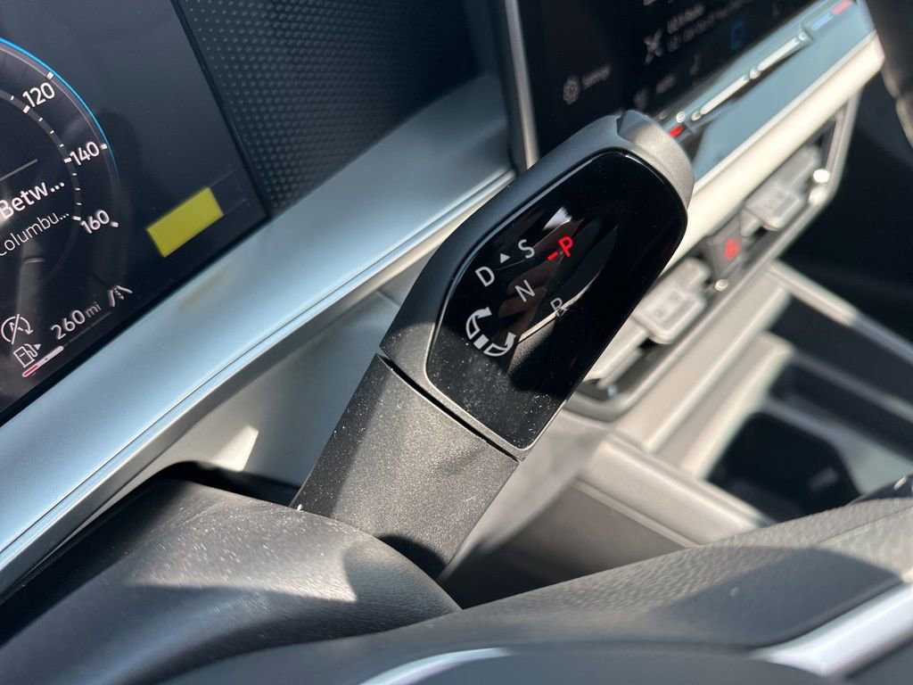 New 2026 Volkswagen Tiguan SE R-Line AWD/4WD image 24