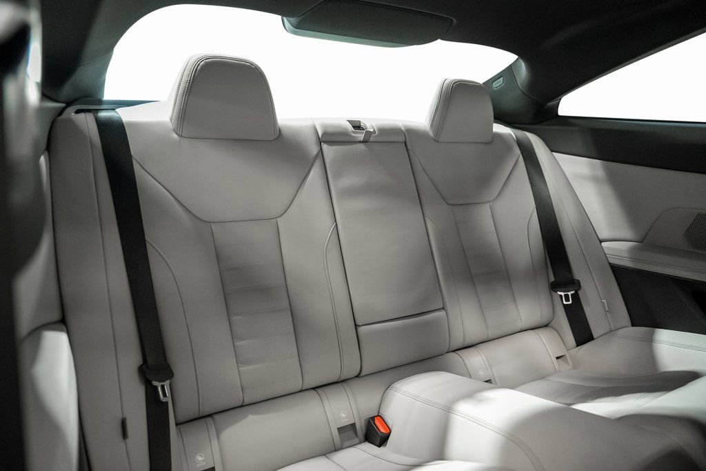 Used 2023 BMW 440i xDrive Coupe w/ Premium Package image 33