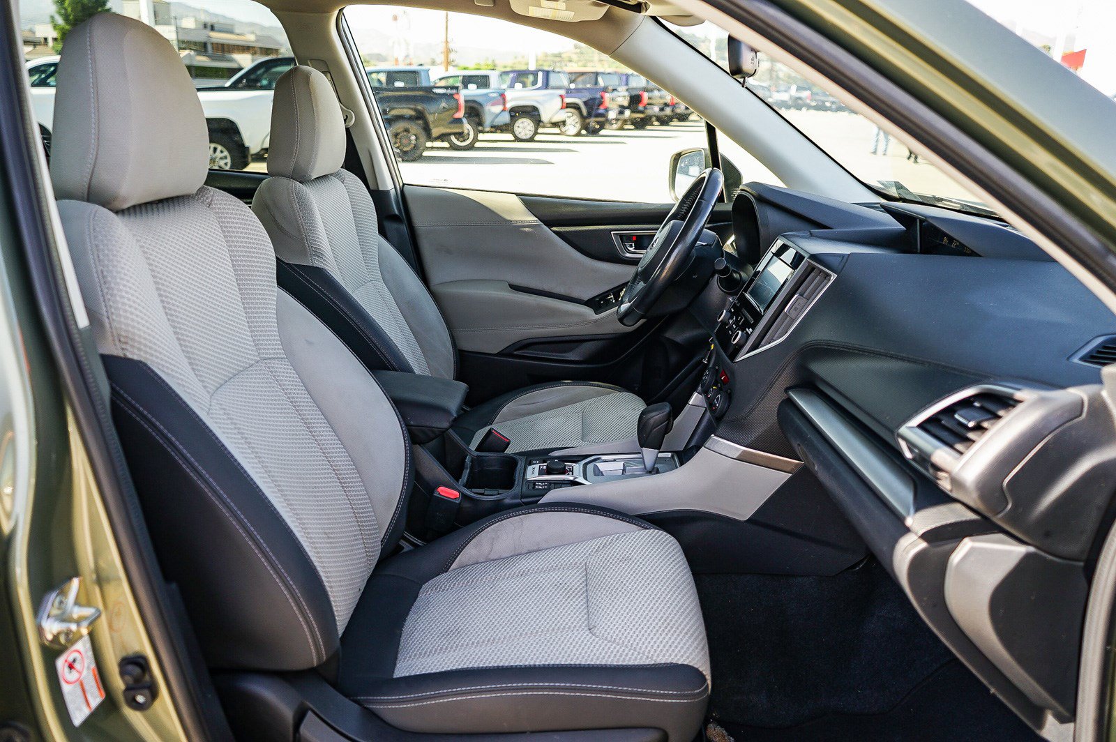 Used 2020 Subaru Forester Premium AWD/4WD image 18