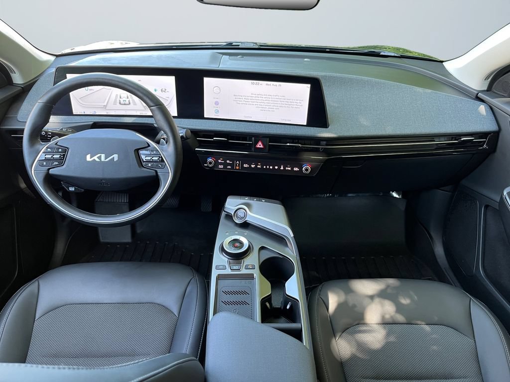 Certified 2024 Kia EV6 Light AWD/4WD image 10