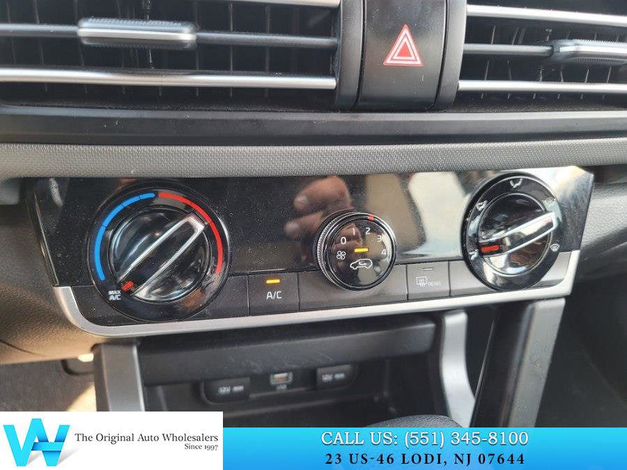 Used 2021 Kia Seltos LX image 17