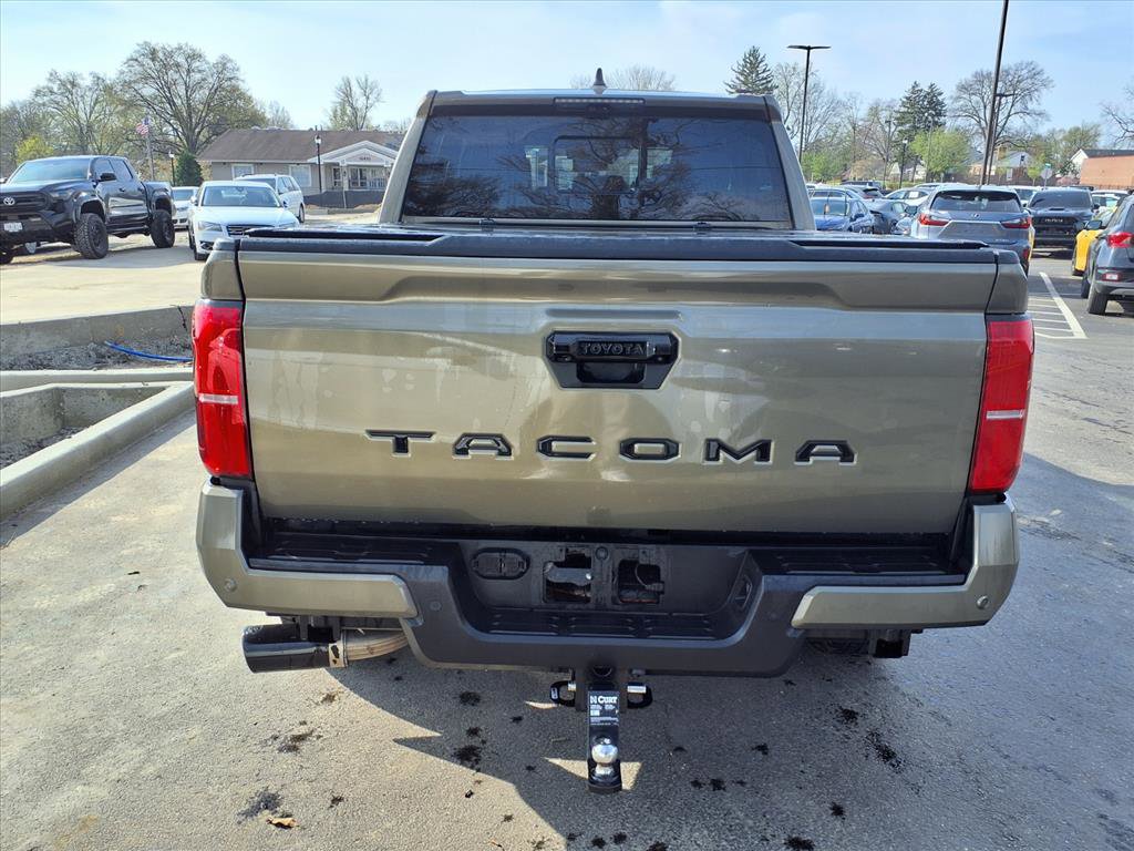 Certified 2025 Toyota Tacoma Limited image 29