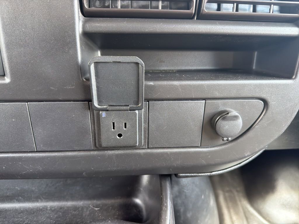 Used 2020 Chevrolet Express 2500 w/ Driver Convenience Package RWD image 23