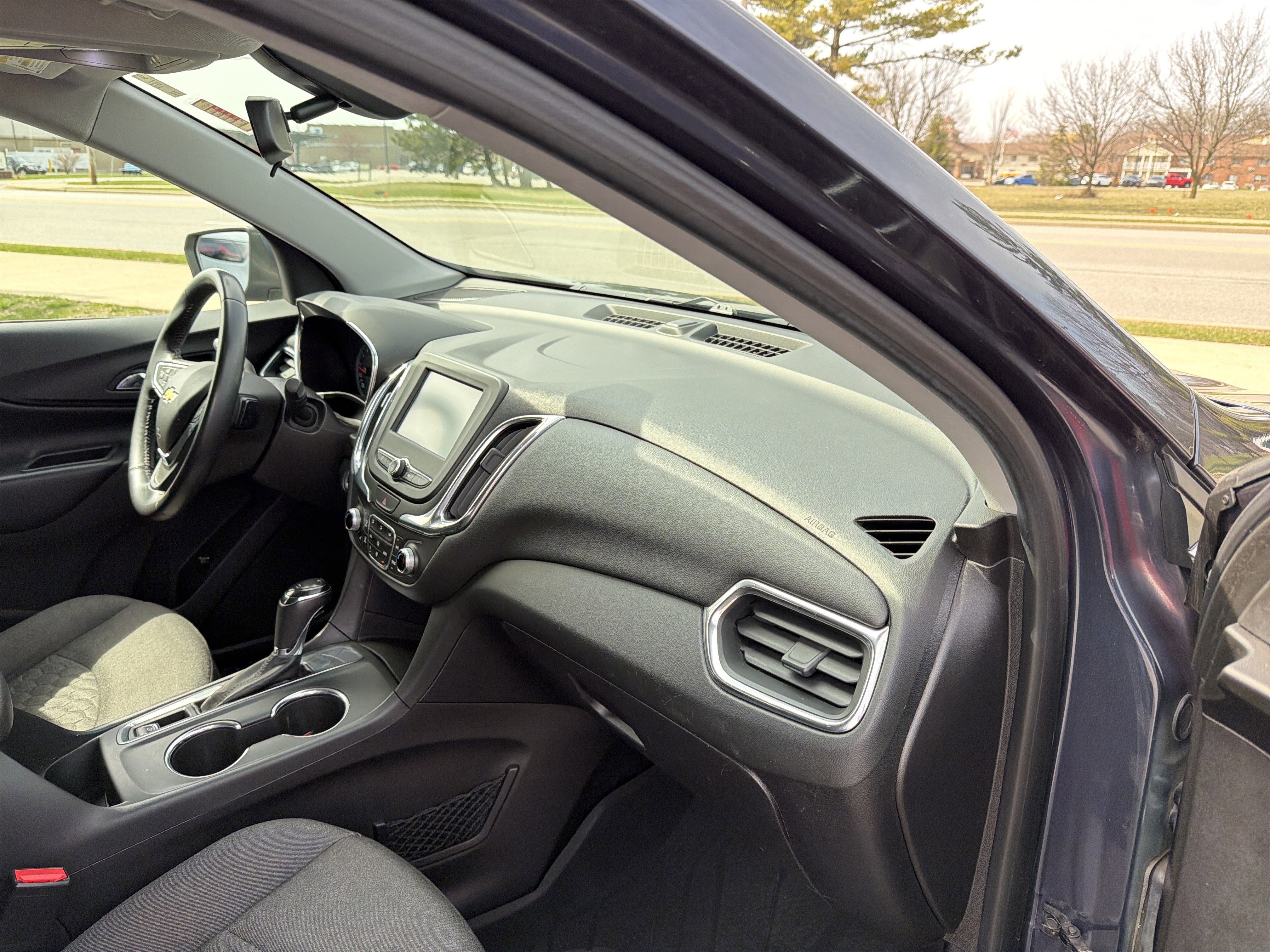 Used 2018 Chevrolet Equinox LT image 64