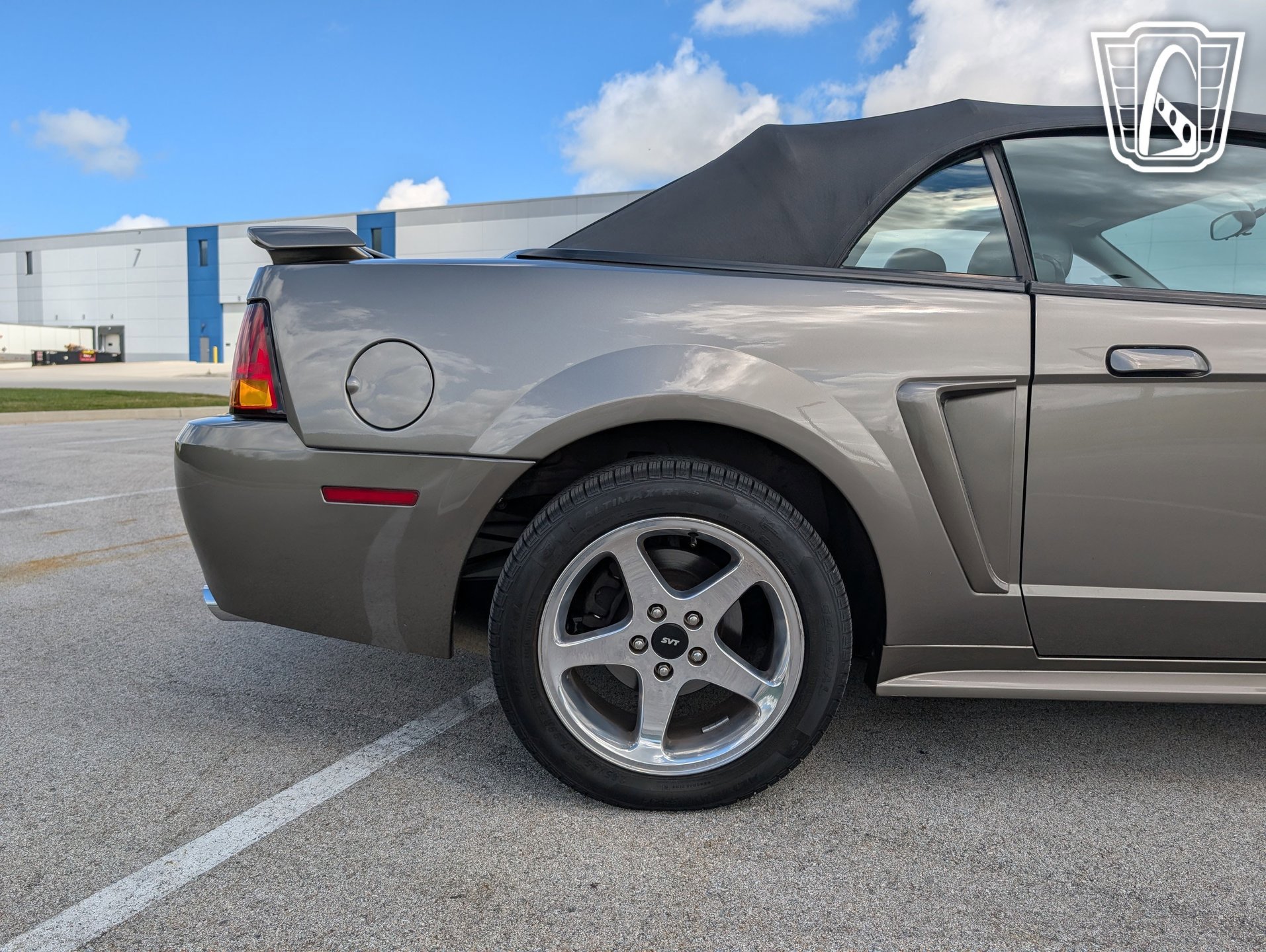 Used 2001 Ford Mustang Cobra image 36