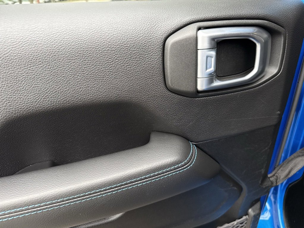 Used 2021 Jeep Wrangler Unlimited Rubicon 4xe w/ Steel Bumper Group image 32