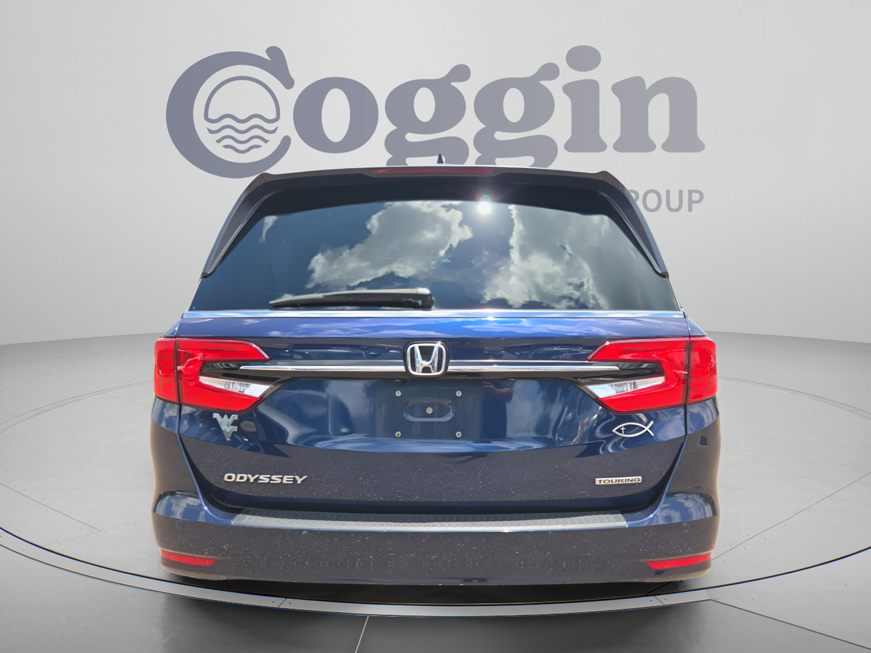 Certified 2023 Honda Odyssey Touring image 4