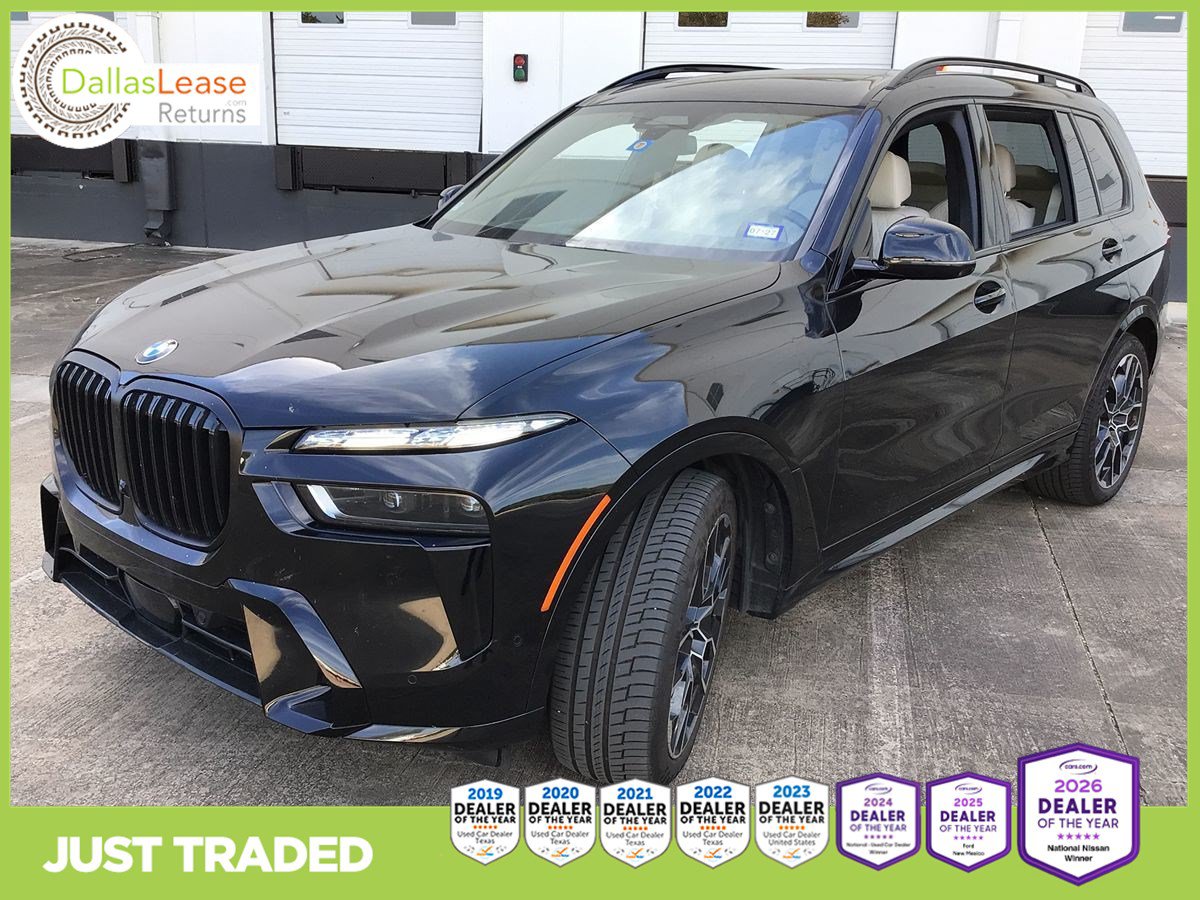 Used 2024 BMW X7 xDrive40i w/ M Sport Package AWD/4WD image 1