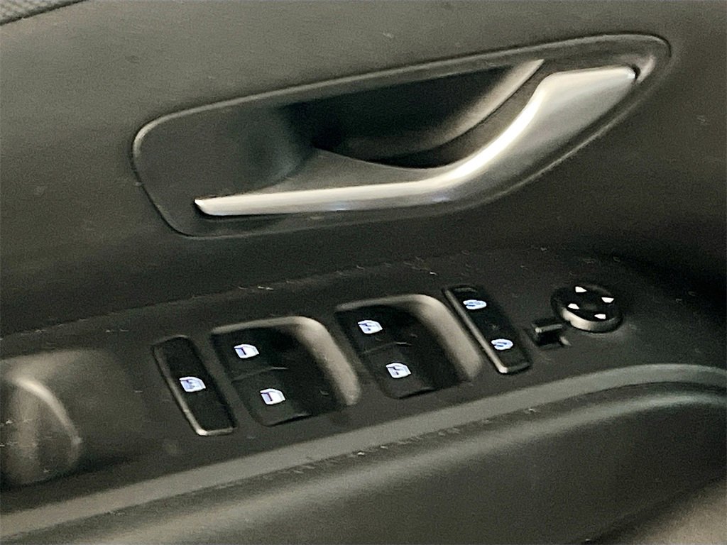 Used 2024 Hyundai Santa Cruz Night image 18