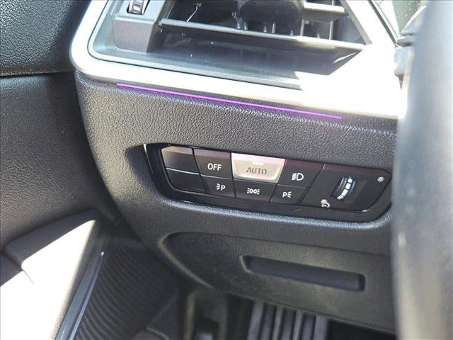 Used 2021 BMW 330i Sedan w/ Convenience Package RWD image 15