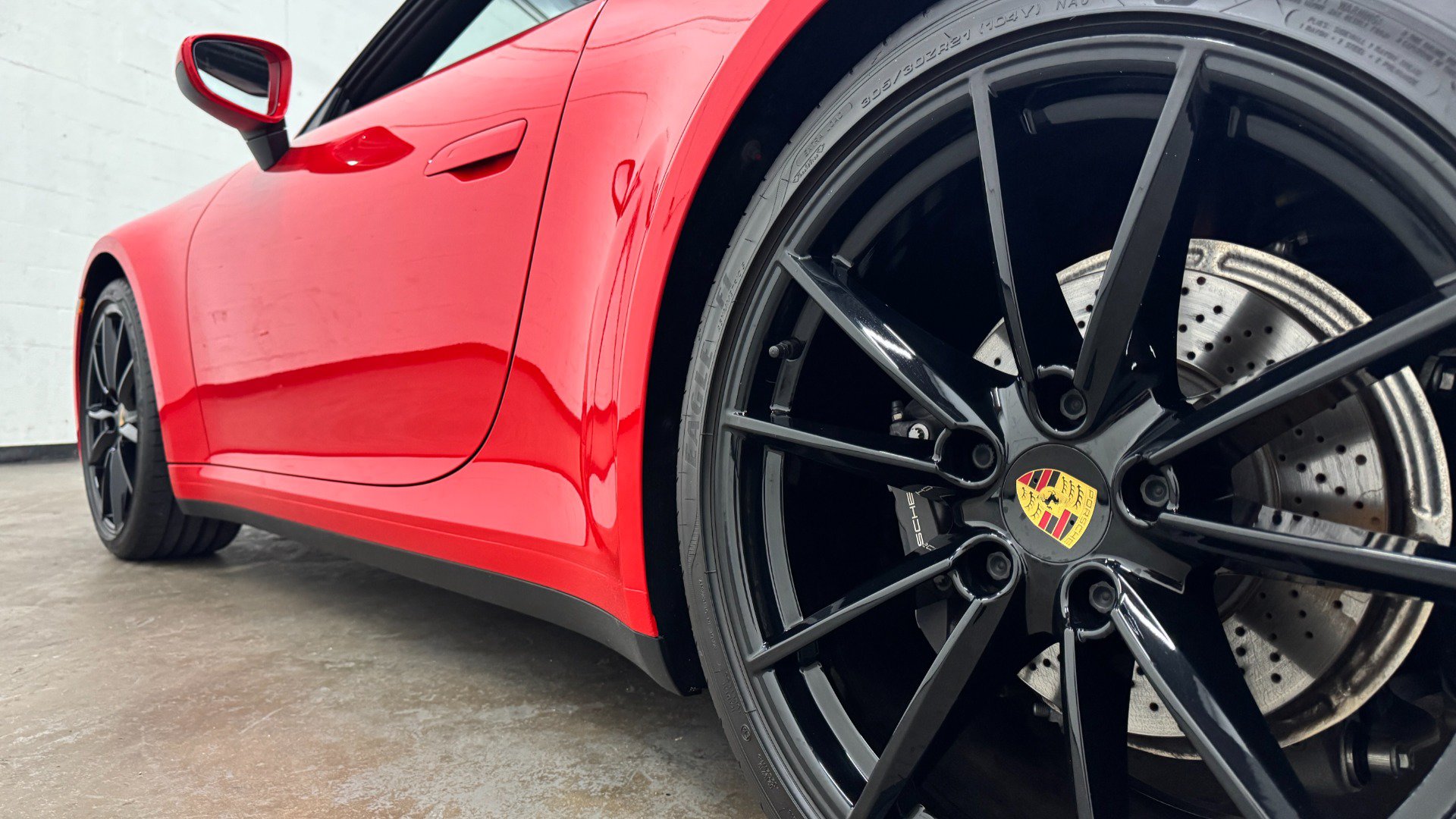 Used 2022 Porsche 911 Carrera RWD image 34