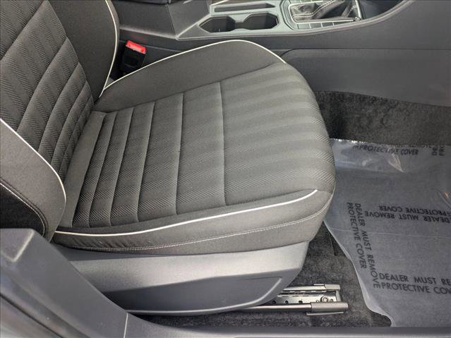 Certified 2024 Volkswagen Jetta Sport image 17