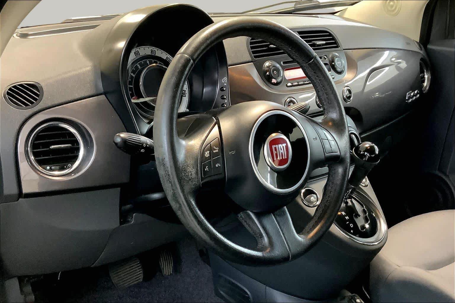 Used 2015 FIAT 500 Pop FWD image 17