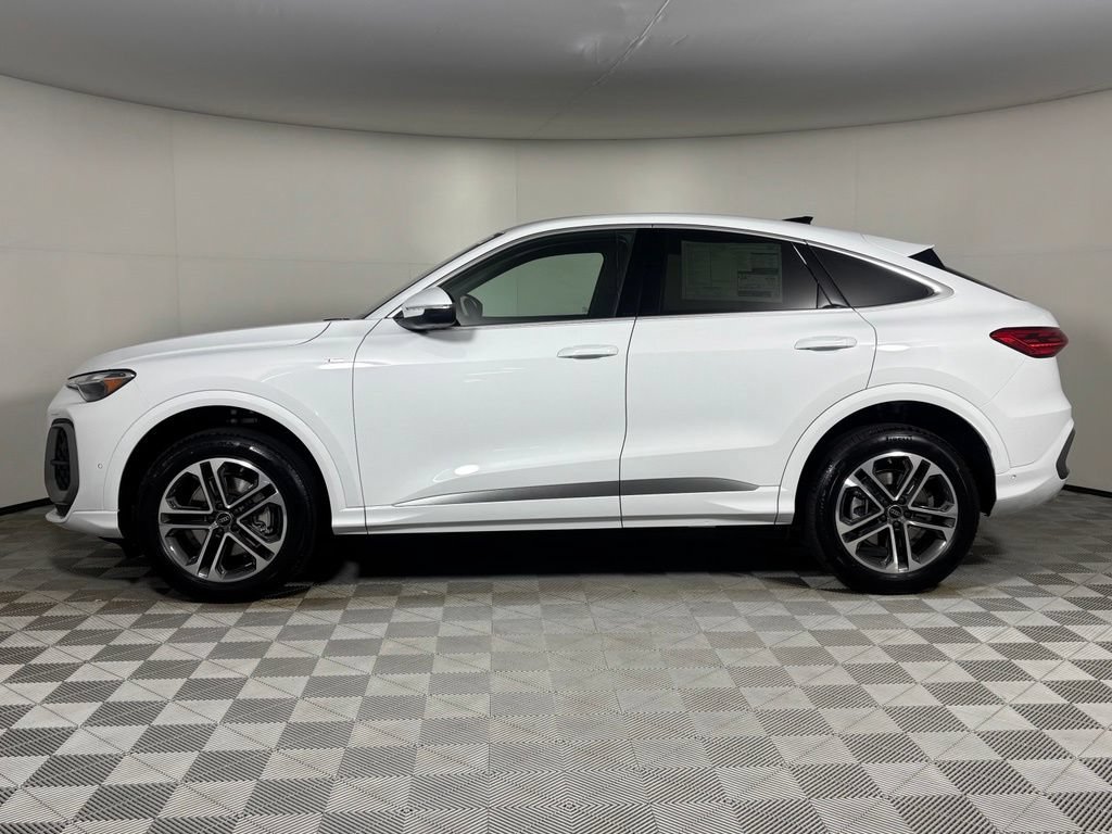 New 2026 Audi Q5 Premium AWD/4WD image 4