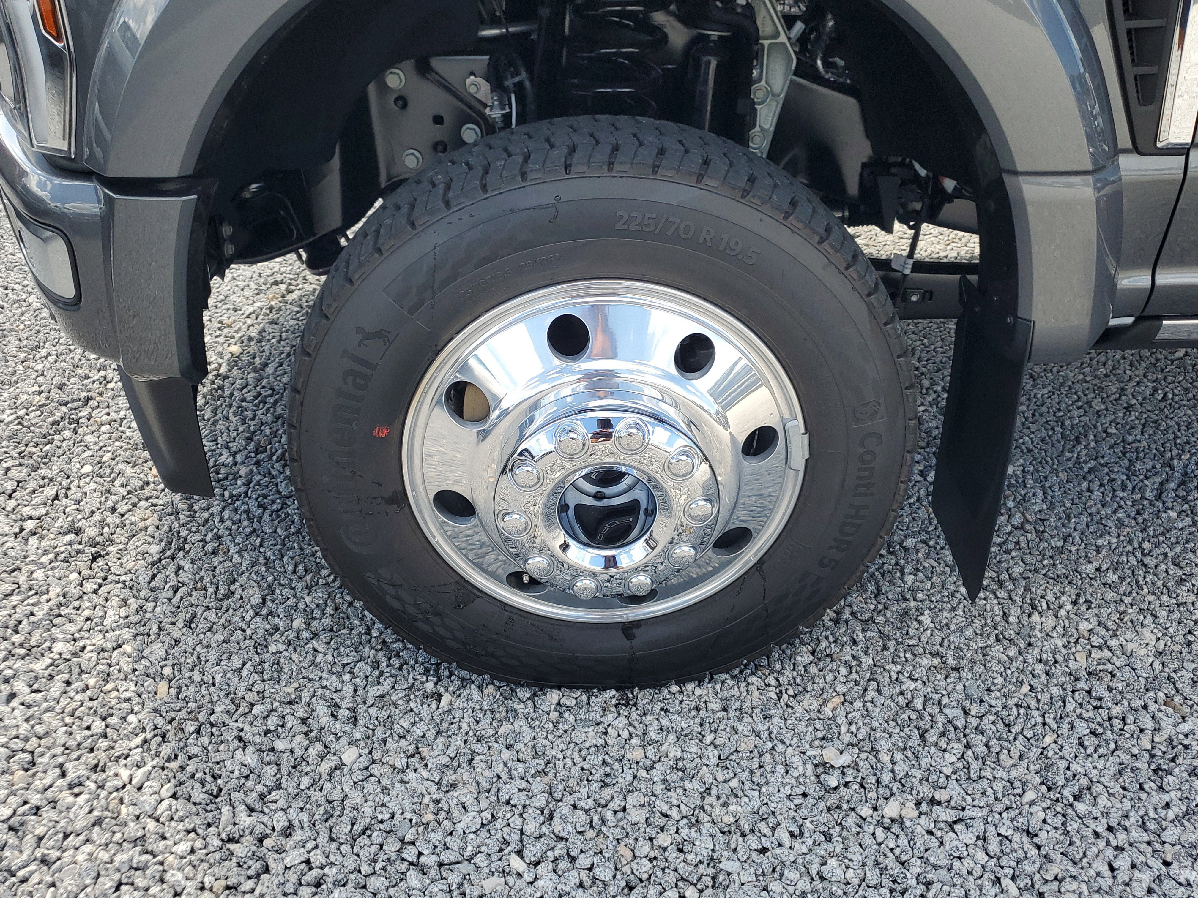 New 2026 Ford F450 Platinum w/ Platinum Plus Package image 6