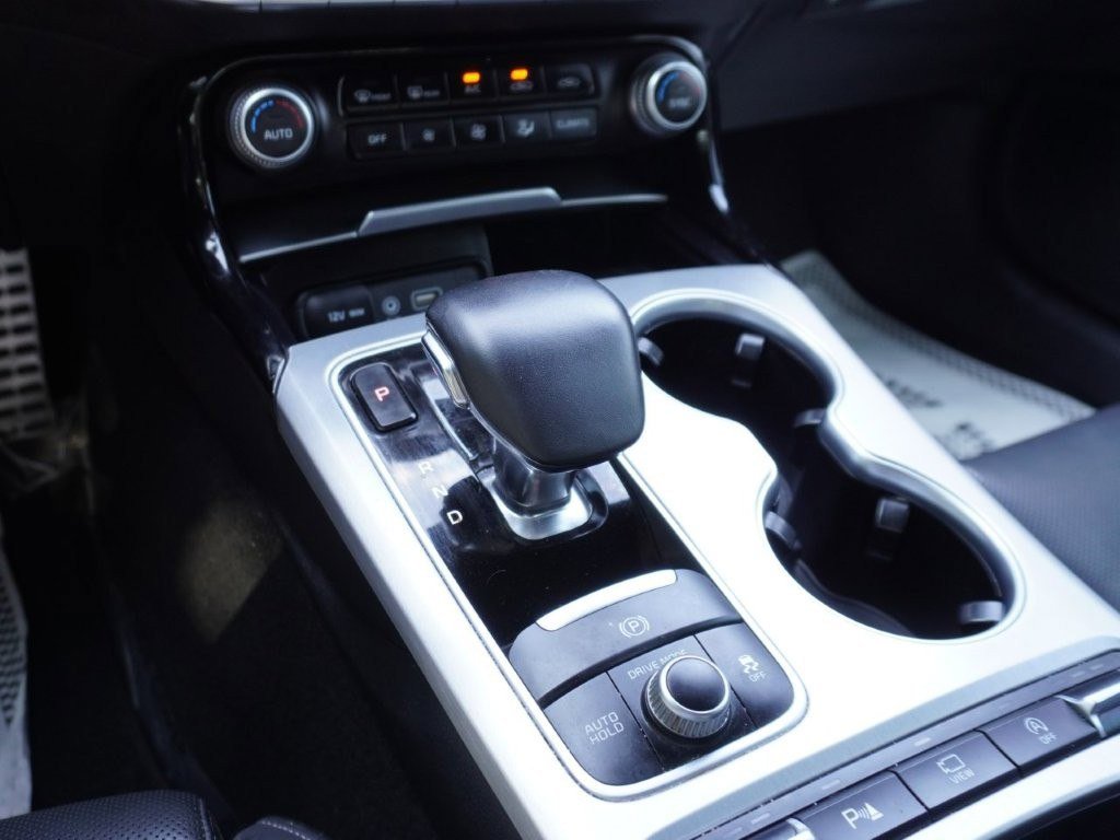 Used 2021 Kia Stinger GT2 image 25