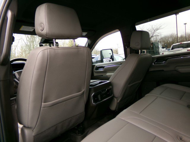 Used 2024 Chevrolet Silverado 3500 LTZ w/ LTZ Plus Package image 13